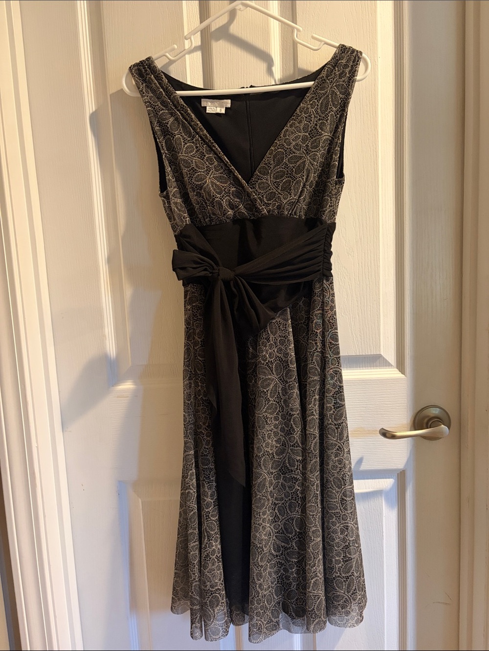 Elegant Black Floral Lace V-Neck Dress with Waist Sash